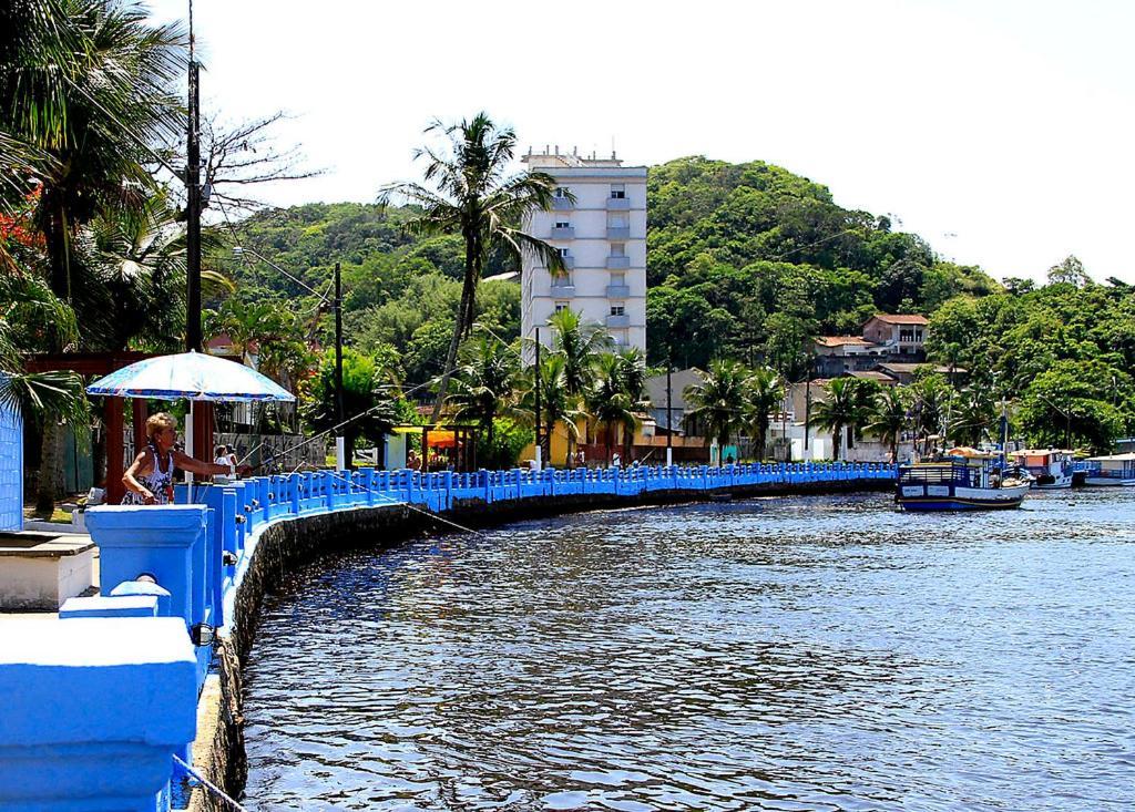 Casa com piscina , churrasqueira, Wi-Fi, em rua de Areia à 1km da praia, bairro sussegado, proíbido uso de som extremamente alto ideal para descansar Itanhaém Esterno foto