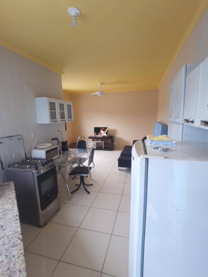 Casa com piscina , churrasqueira, Wi-Fi, em rua de Areia à 1km da praia, bairro sussegado, proíbido uso de som extremamente alto ideal para descansar Itanhaém Esterno foto