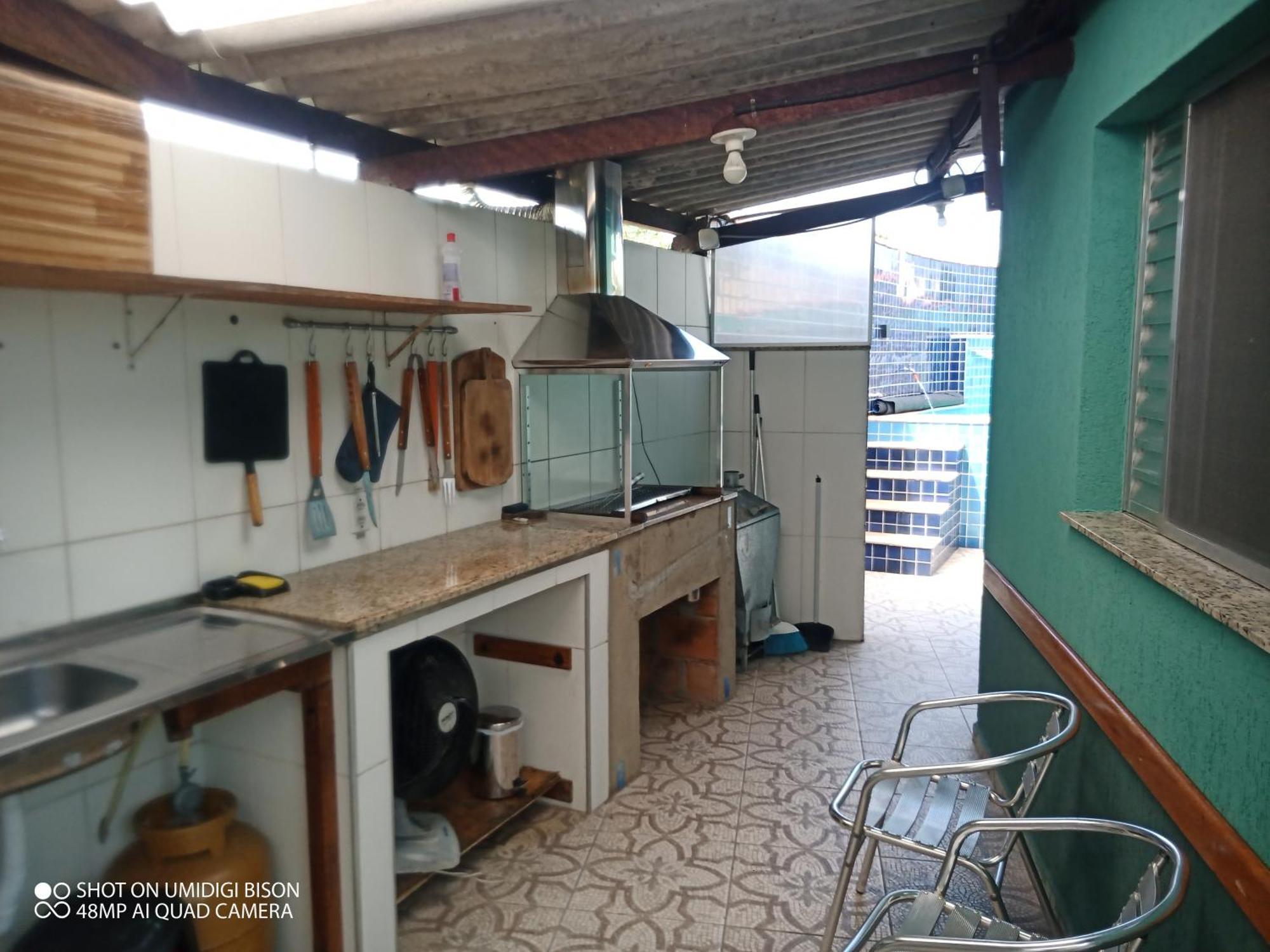 Casa com piscina , churrasqueira, Wi-Fi, em rua de Areia à 1km da praia, bairro sussegado, proíbido uso de som extremamente alto ideal para descansar Itanhaém Esterno foto