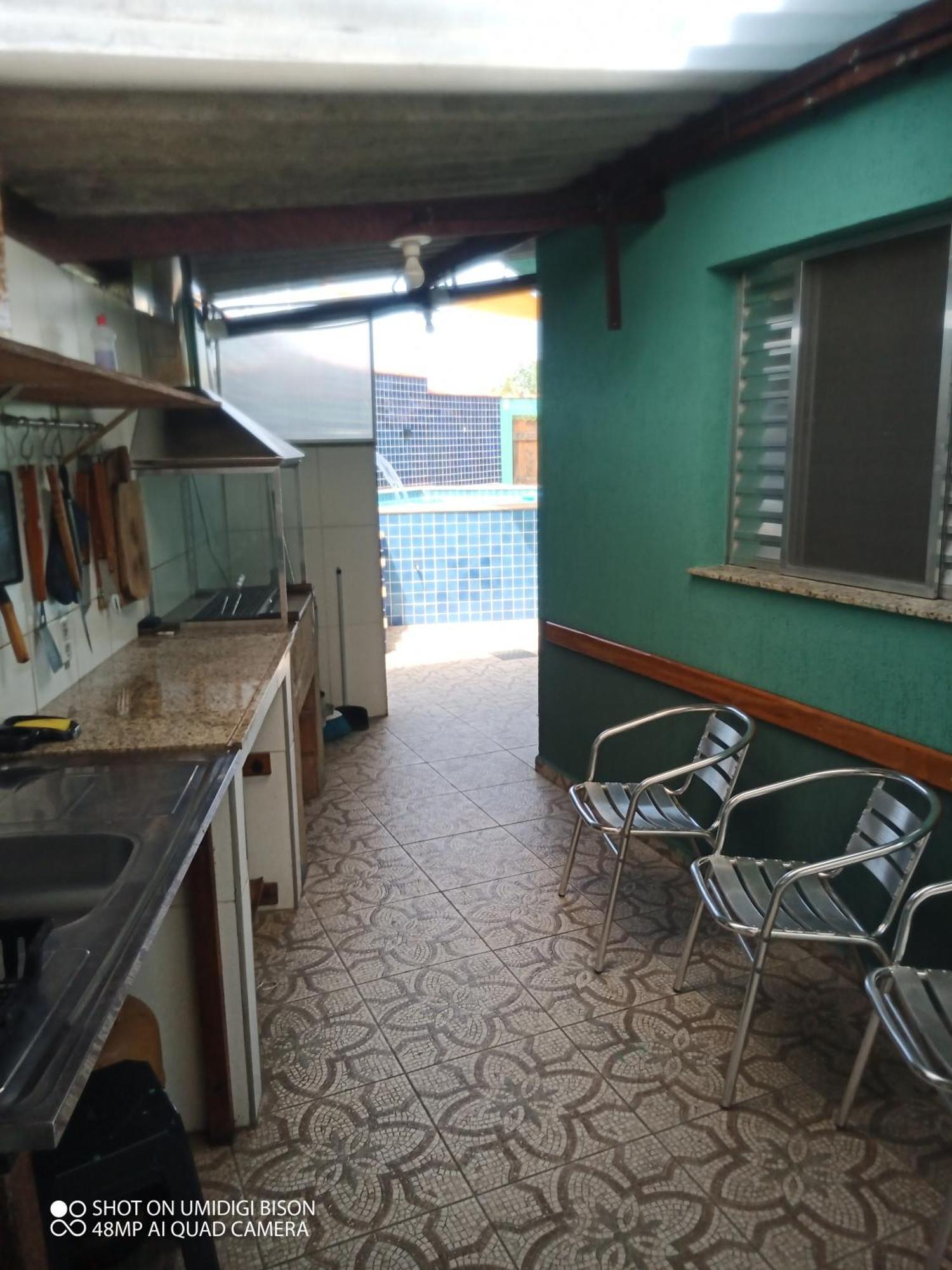 Casa com piscina , churrasqueira, Wi-Fi, em rua de Areia à 1km da praia, bairro sussegado, proíbido uso de som extremamente alto ideal para descansar Itanhaém Esterno foto